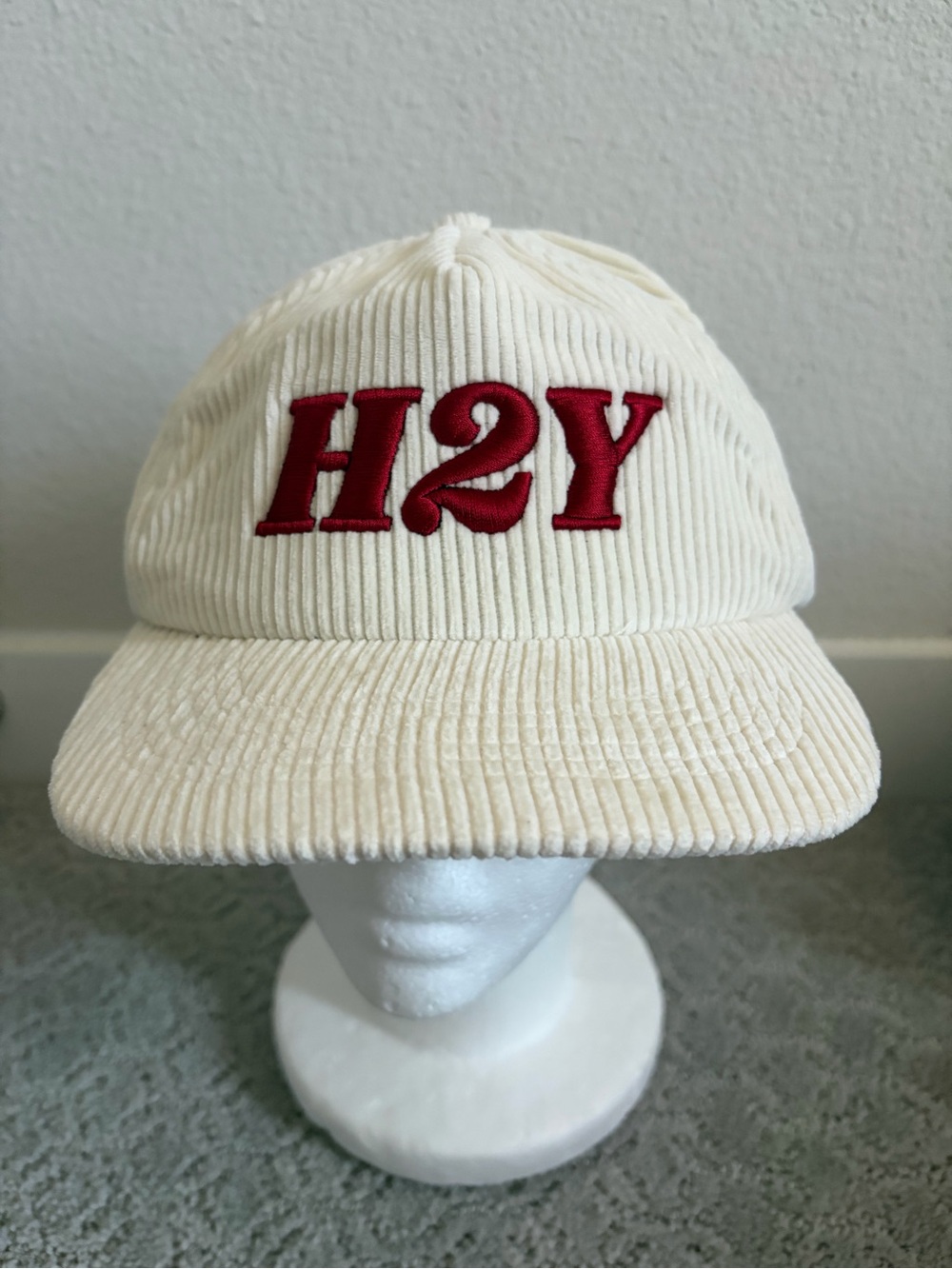 H2Y Corduroy Snapback Hat Cap off-white with red embroidered Unisex